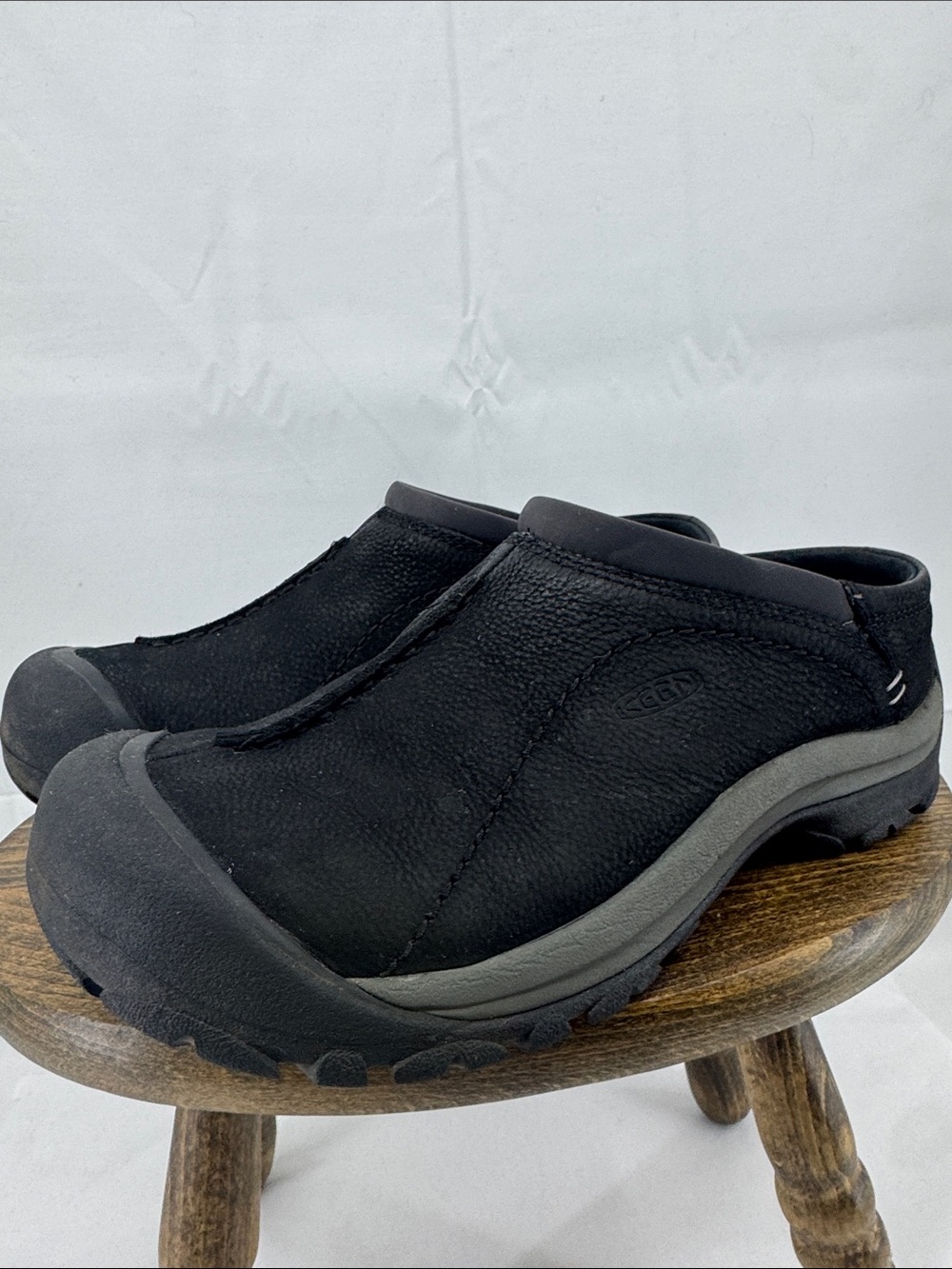 Keen Womens Kaci Black Magnet Oiled Nubuck Leather Slide Clogs Mules, sz 8